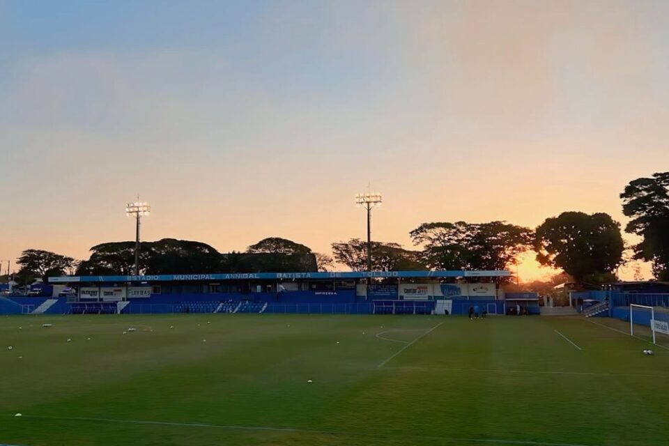 Aparecidense recebe o Crac pelo Goianão