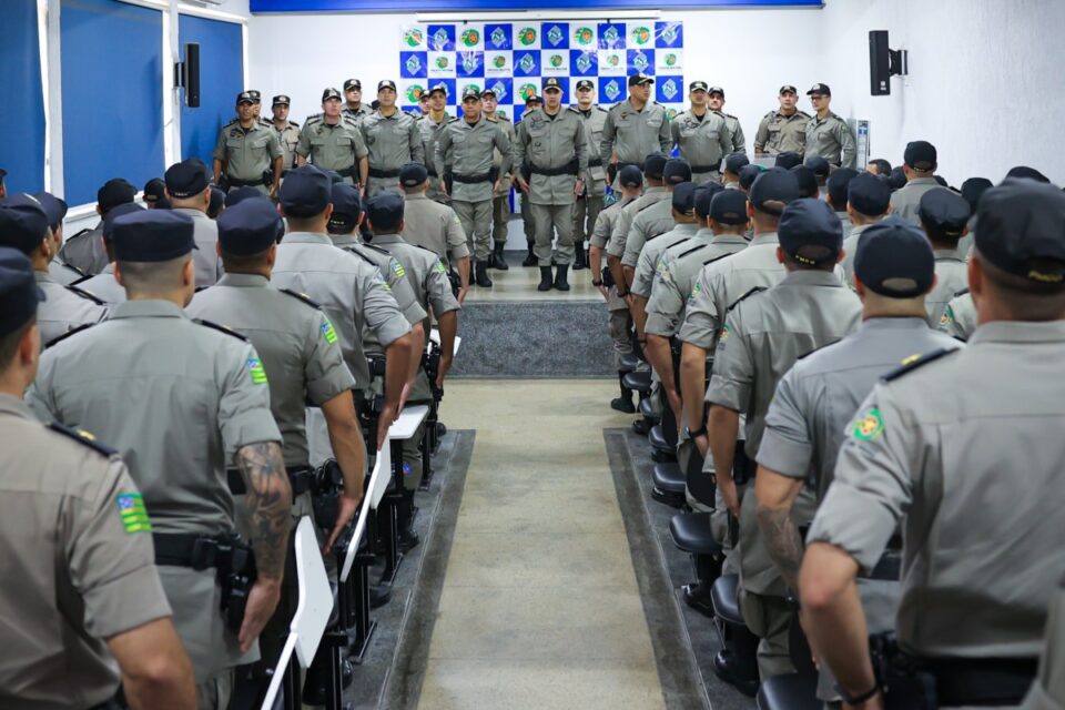 Solenidade de conclusão do curso de formação de oficiais da PM (Foto: Divulgação)