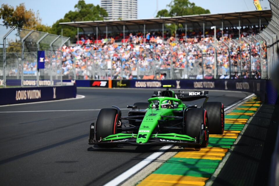 Gabriel Bortoleto durante o treino do GP da Austrália