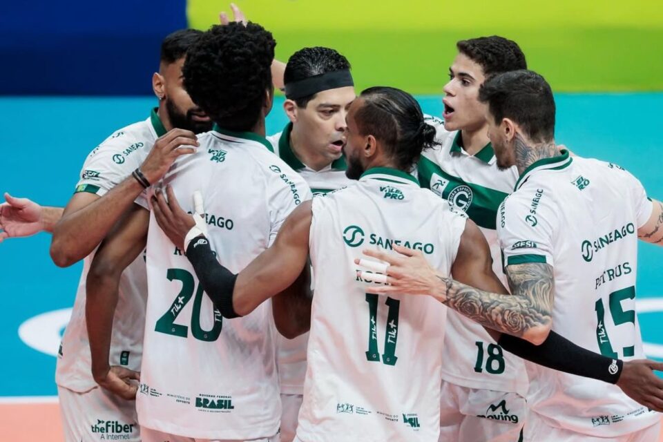 Saneago Goiás perde mas garante permanencia na Superliga A