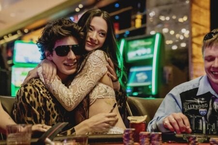 Anora vence o prêmio de 'Melhor Filme' no Oscar 2025 Filme também por Melhor Diretor e Melhor Atriz anora filme