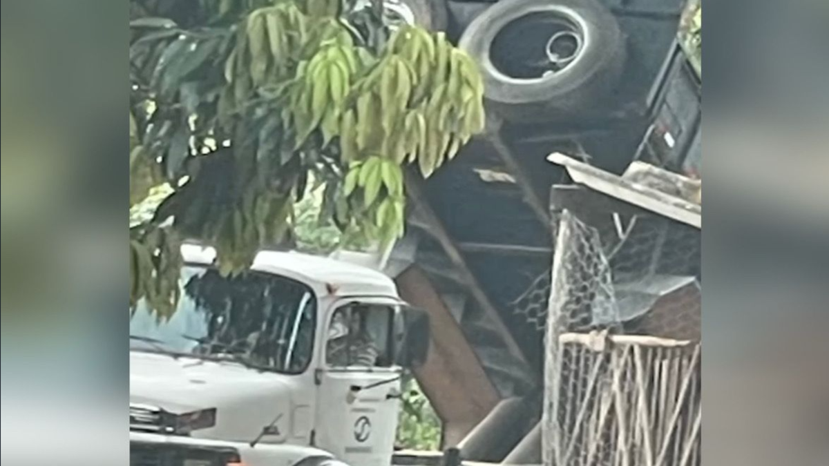 Prefeito registra descarte irregular realizado pela Saneago (Foto: Reprodução)