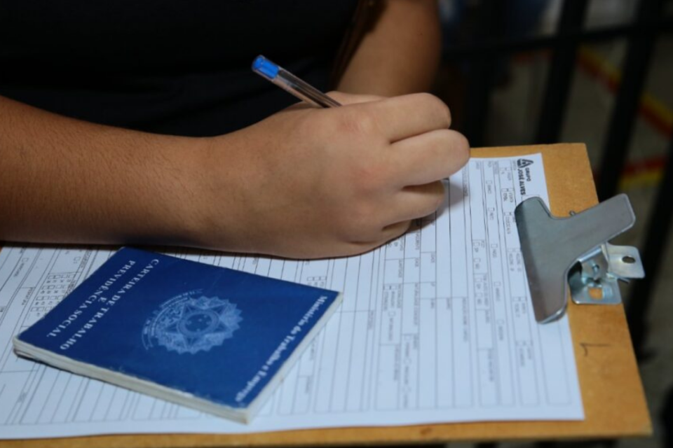 Feirão de emprego oferece 1,5 mil vagas em Aparecida na próxima semana