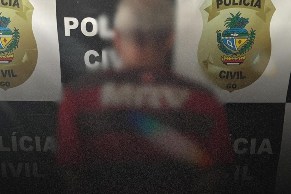 Homem agride sobrinha por conta de disputa de herança em Jaraguá