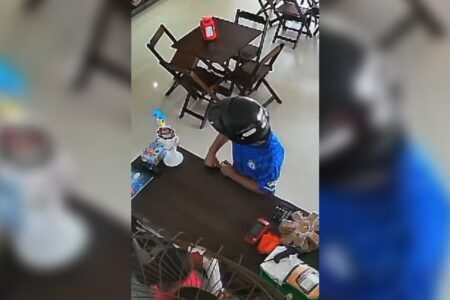 Homem é preso após simular estar armado para assaltar comércio em Caldas Novas