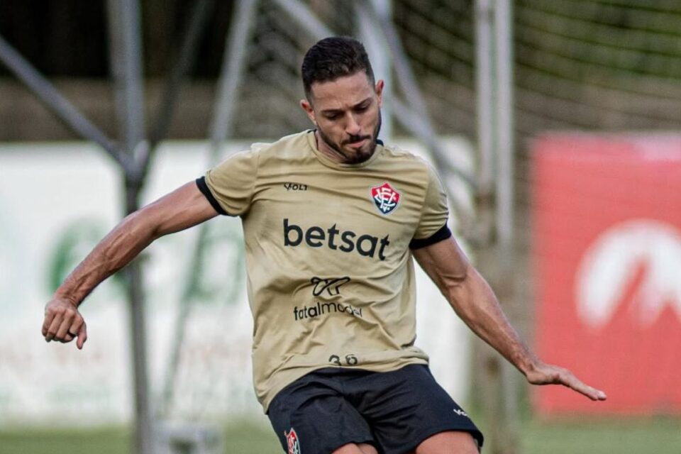Jean Mota é novo reforço do Vila Nova