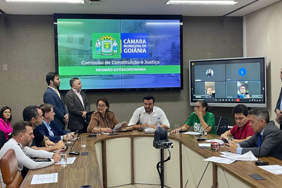 ccj-aprova-alteracao-refis