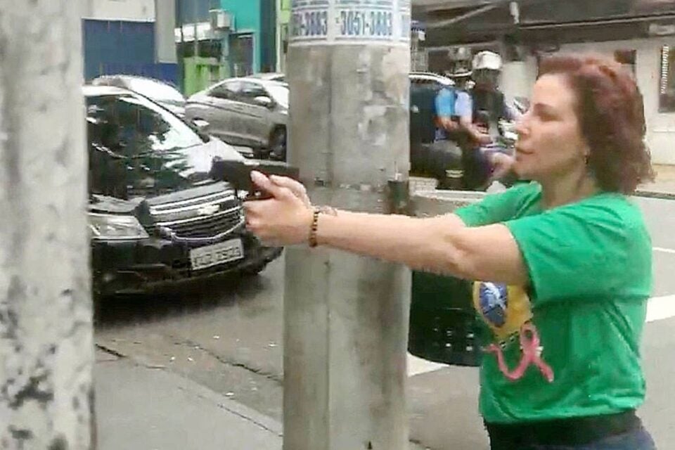 STF forma maioria para condenar e cassar Carla Zambelli Dias Toffoli antecipou o voto; placar agora é de 6 a 0