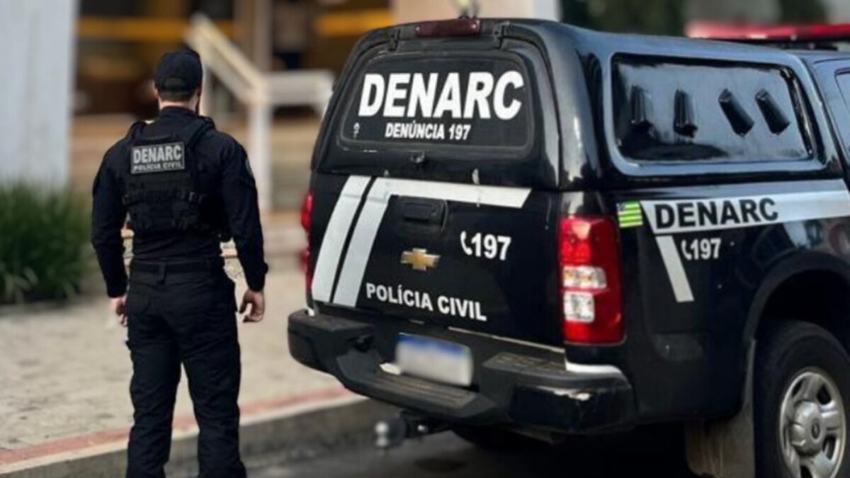 Presa zeladora de prédio do Marista que vendia cocaína nos dias de folga