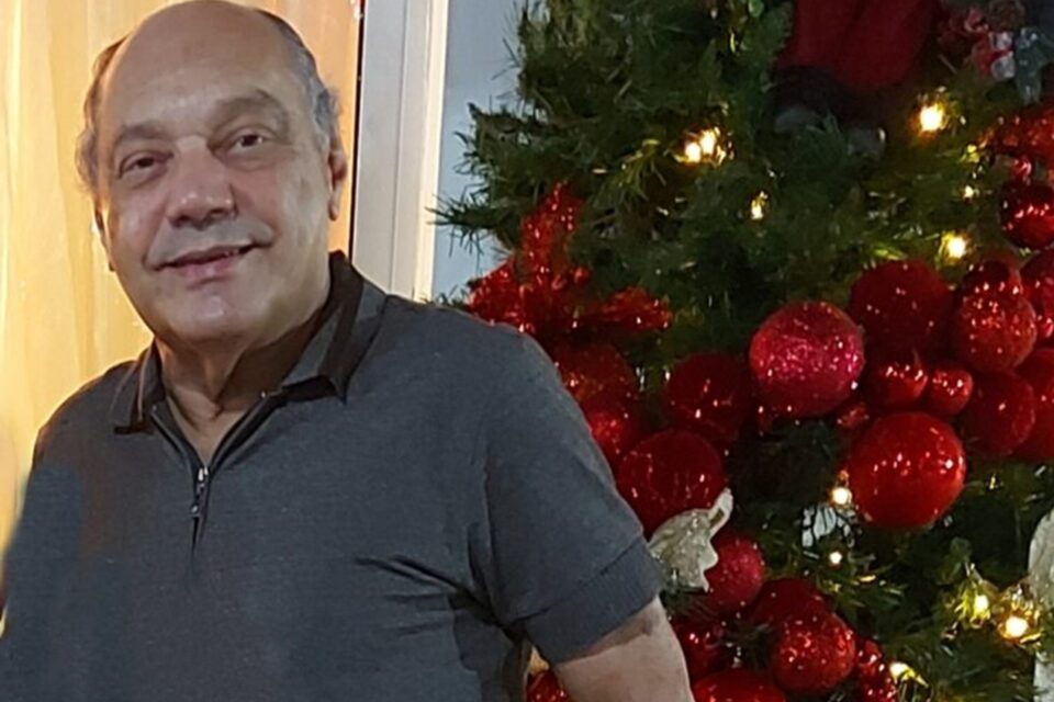 Médico morre enquanto fazia um parto na Bahia; vídeo Filho de Francisco Xavier do Carmo participou de tentativa de reanimação