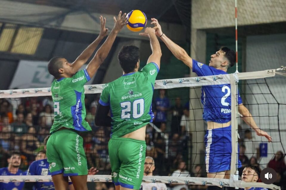 Neurologia perde para Joinville e continua se vencer na competição