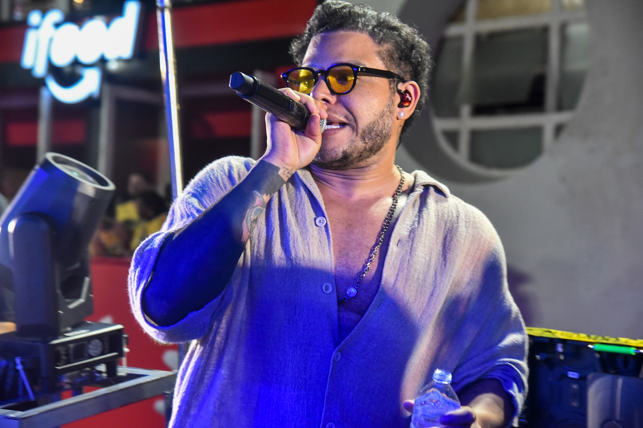 Tierry no circuito Barra Ondina, em Salvador (Foto: Agnews)
