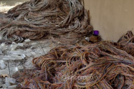 PMGO encontrou duas toneladas de fios de cobre (Foto: Reprodução)