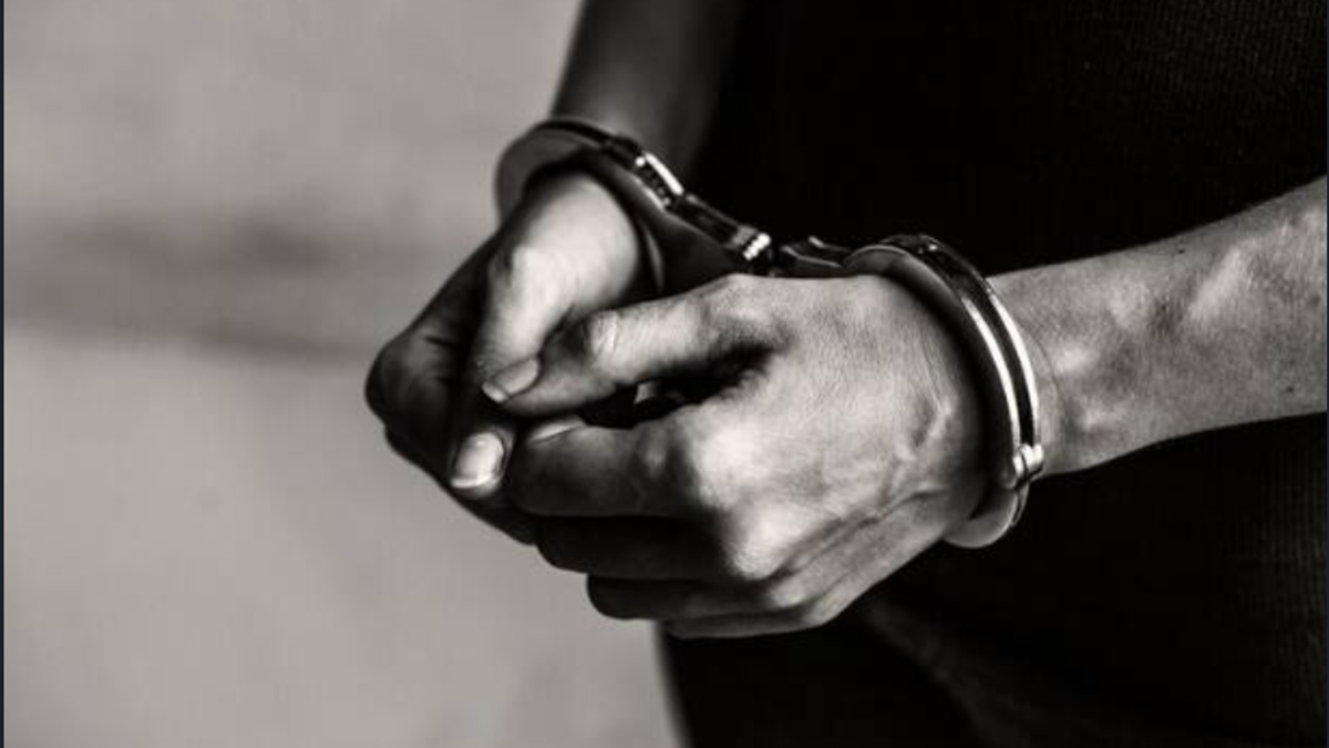 O homem usava perfil falso para receber doações (Foto: Freepik)