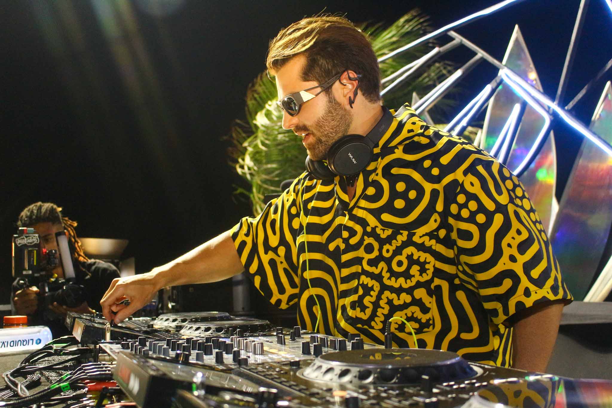 Alok se apresenta no carnaval de Salvador (Foto: Agnews)