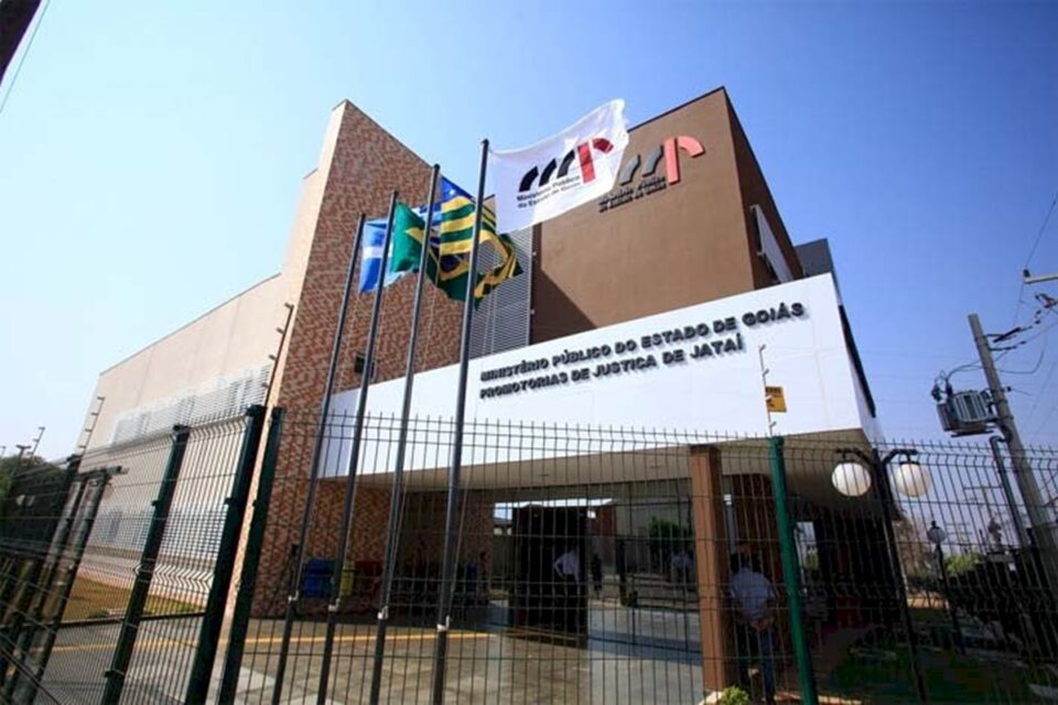 MP pede na Justiça fim de associação paramilitar em Jataí