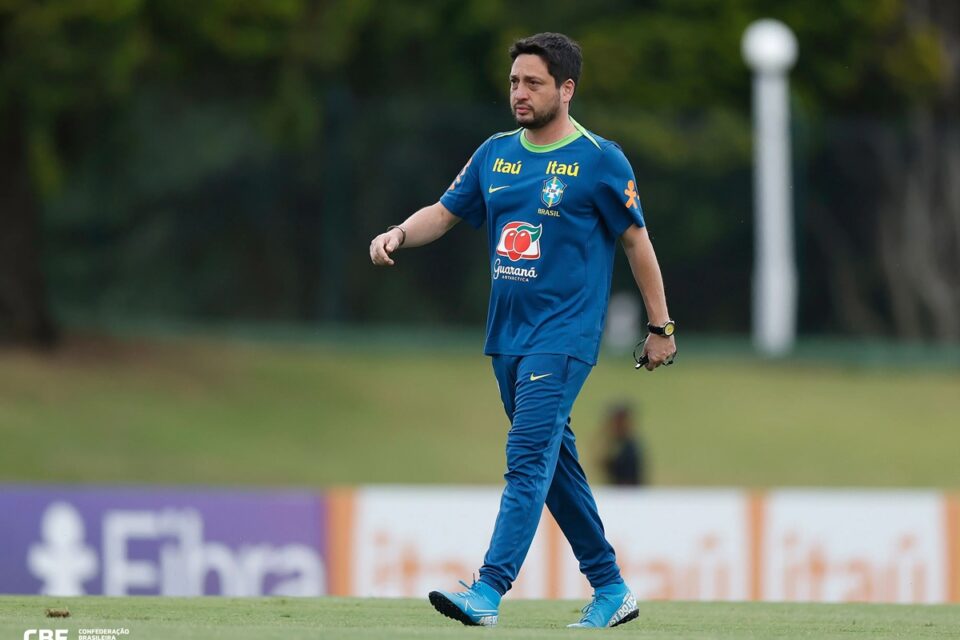 Arthur Elias, técnico da seleção brasileira feminina