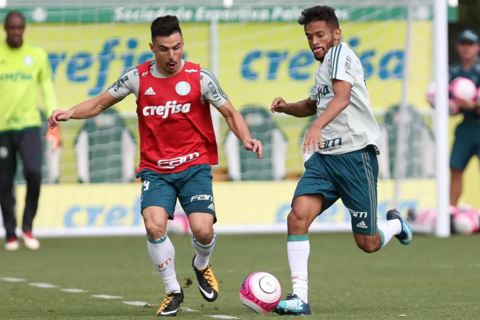 Gustavo Scarpa e Willian Bigode durante passagem pelo Palmeiras