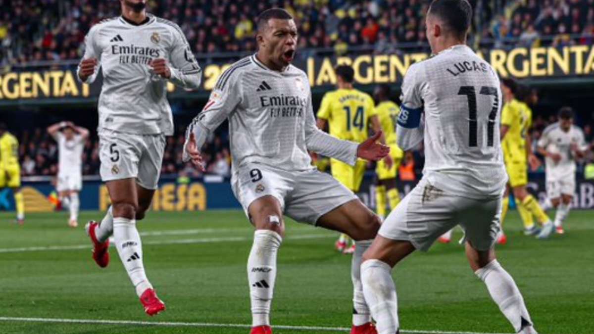 Mbappé comemora gol pelo Real Madrid no Campeonato Espanhol