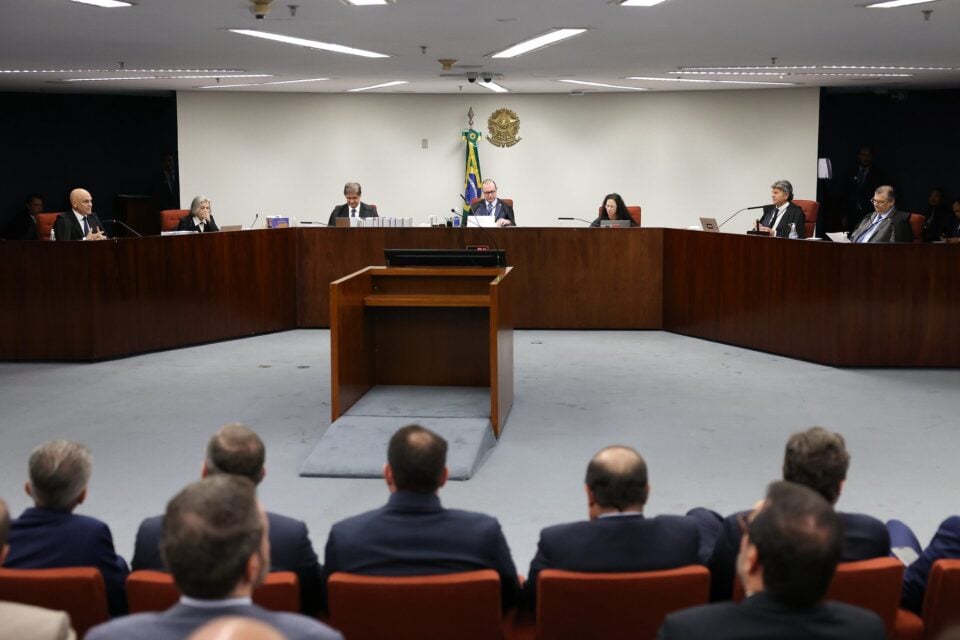 Ao vivo: Acompanhe o segundo dia do julgamento de Bolsonaro no STF Trama golpista identificada pela Polícia Federal