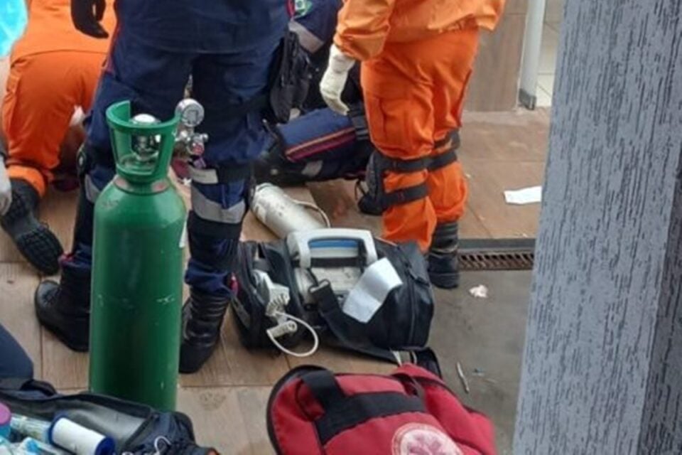 Idoso morre afogado em piscina de condomínio, no DF