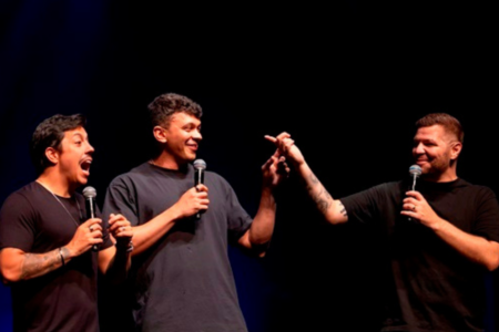Victor Sarro, Renato Albani e Júlio Cocielo apresentam espetáculo ‘SAC’ em Goiânia