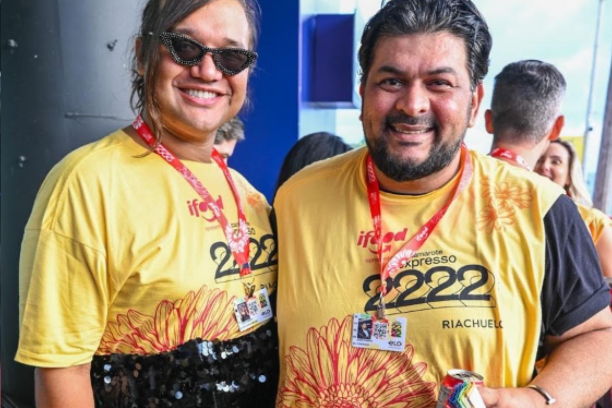 Dudu Barros e Dudu Farias no Camarote Expresso no Circuito Barra Ondina em Salvador (Foto: Agnews)