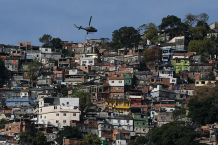 Traficantes com mandado de prisão expedido em Goiás estão no RJ (Foto: Agência Brasil)