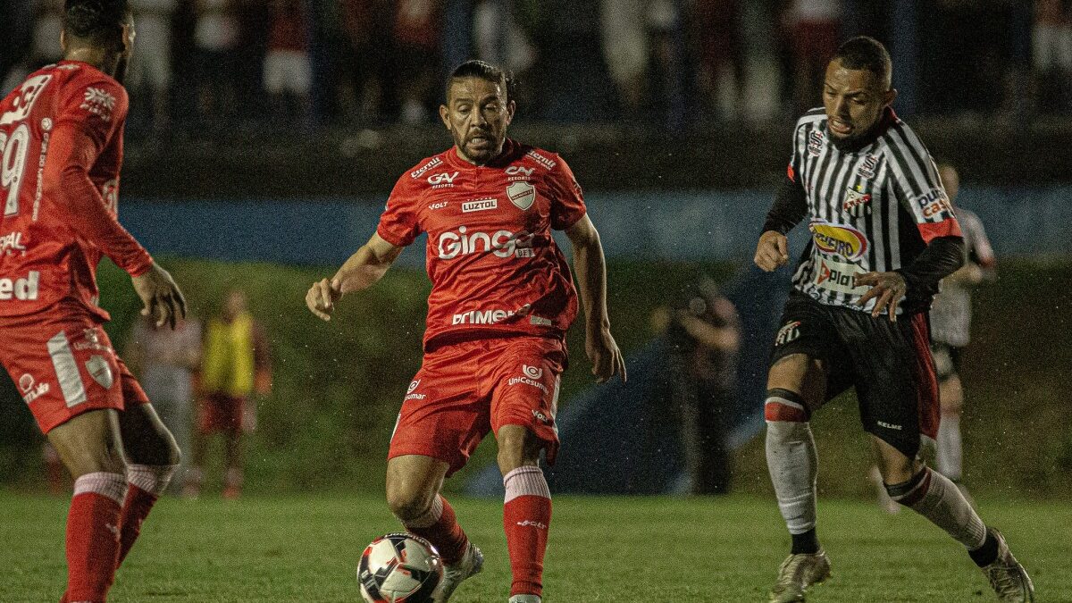 Jogo da final entre Vila Nova e Anápolis no Jonas Duarte
