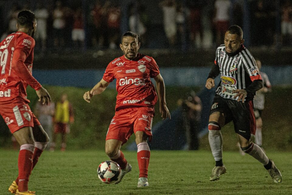 Jogo da final entre Vila Nova e Anápolis no Jonas Duarte
