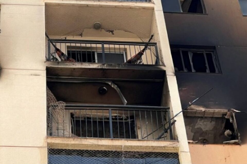 A imagem mostra a foto do local do incêndio ocorrido em 27 de agosto de 2024