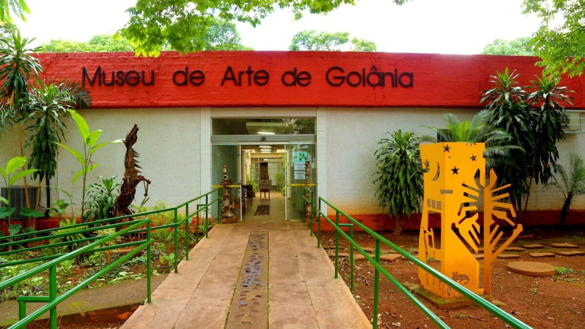 Caminhada cultural destaca mulheres que marcaram a história de Goiânia