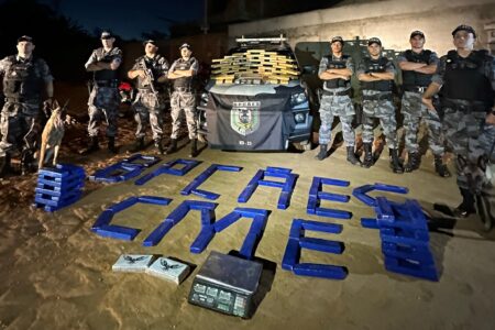 Cães da PM encontram haxixe, cocaína e mais de 100 quilos de maconha em Goiás prejuízo de mais de R$ 500 mil ao tráfico de drogas