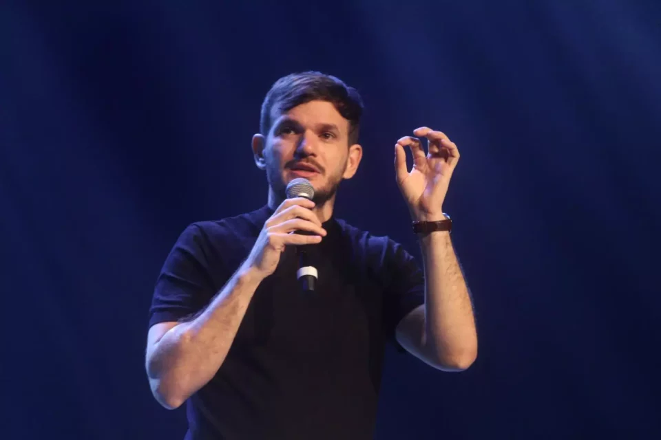 Padre Patrick se apresenta em Goiânia e Anápolis com o show ‘Bença, Padre’