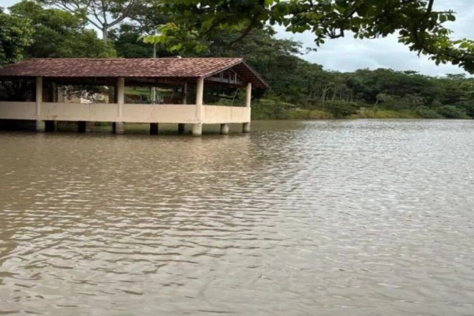 Lago hidrolândia