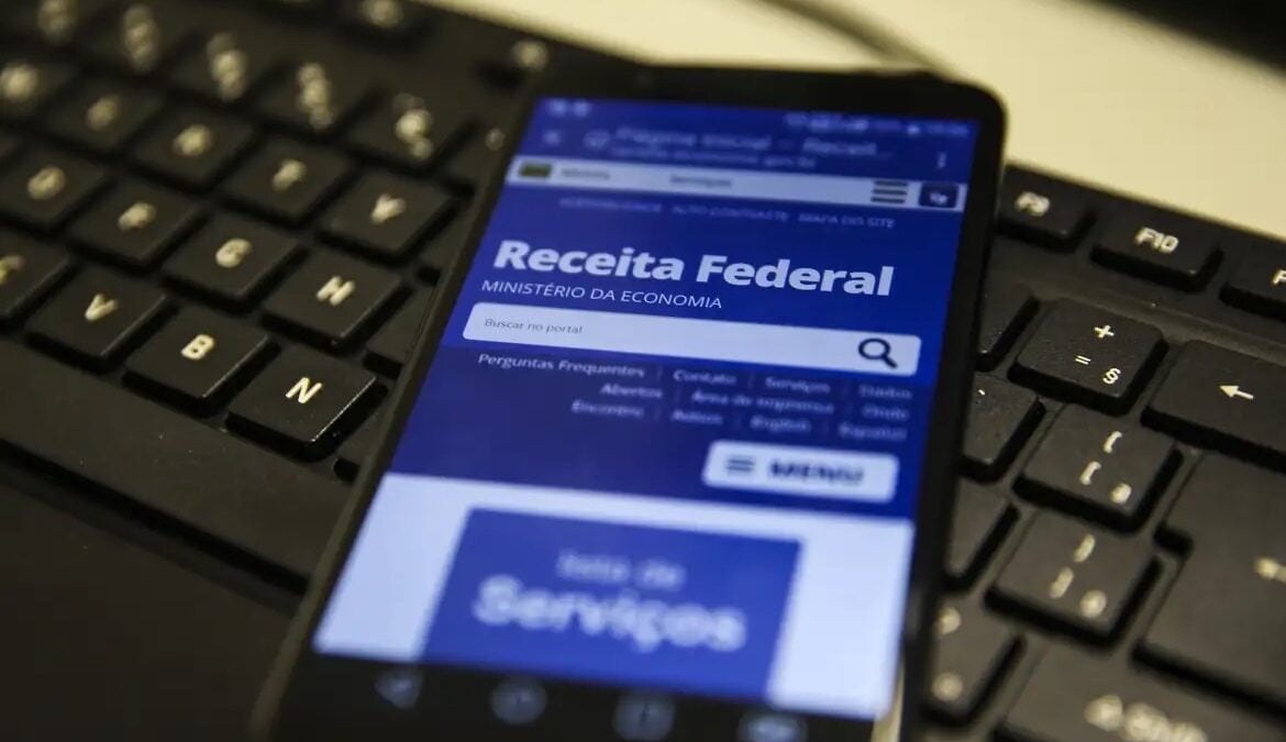 Receita fecha primeiro lote de restituição do IR no dia 9, e consulta sai em 23 de maio