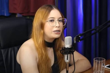 Influencer é desmascarada após fingir ser jornalista da ESPN e do Corinthians Luana Santos criou crachá e postava fotos em grandes jogos