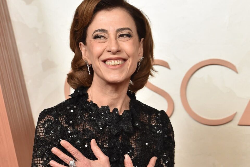 Oscar 2025: ‘‘Nós vamos sorrir. Sorriam’, diz Fernanda Torres após premiação