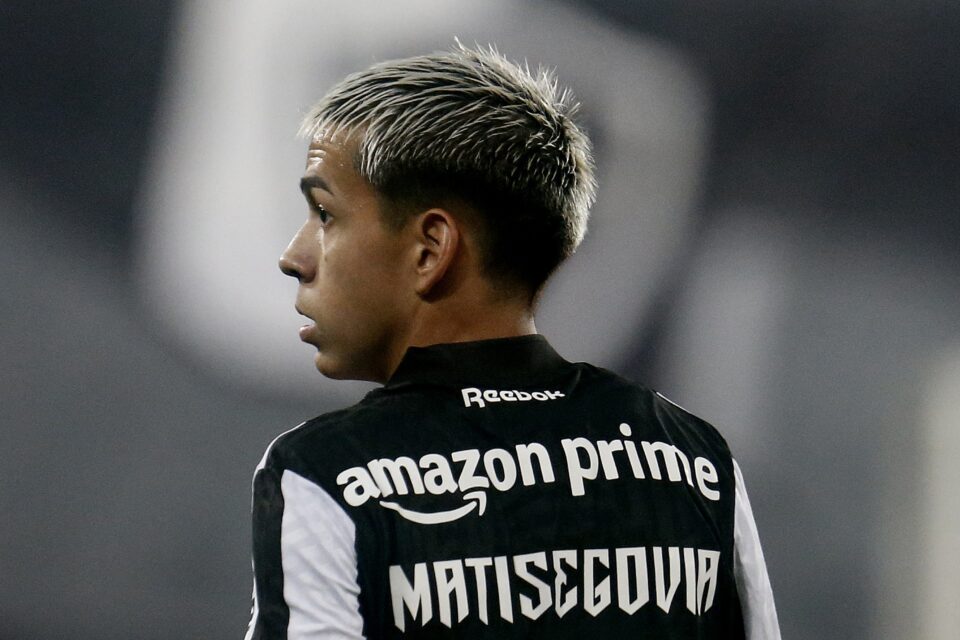 Matías Segovia durante partida pelo Botafogo