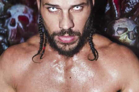 José Loreto será diabo na Sapucaí, e Jesus na Paixão de Cristo depois do Carnaval "Eu já estava nos preparativos para fazer Jesus"