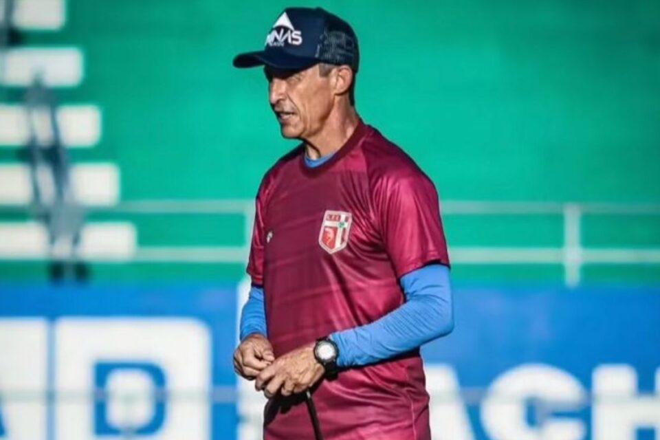 Goianésia contrata novo treinador para temporada