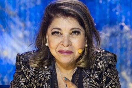Cantora revelou ainda o motivo de ter escondido bissexualidade Roberta Miranda diz que ela e o pai se apaixonaram pela mesma garota