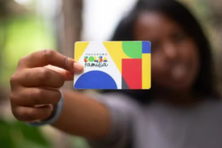 Congresso libera R$ 42 bi para governo pagar benefícios sociais sem restrição da regra de ouro