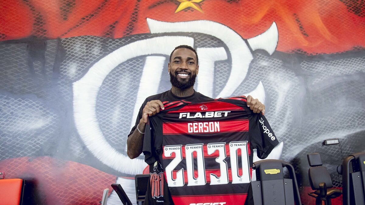 Gerson com a camisa do Flamengo