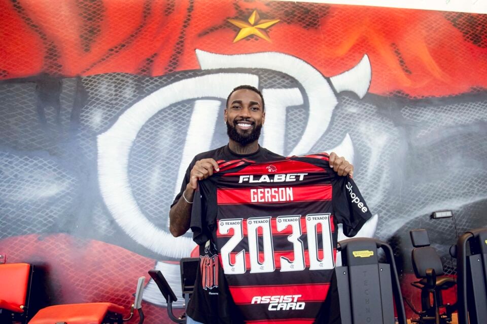 Gerson com a camisa do Flamengo