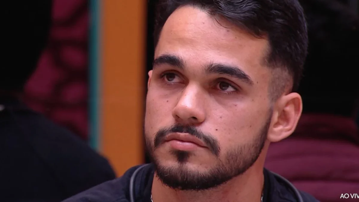 Goiano João Gabriel é eliminado do BBB 25 com 51,95% dos votos