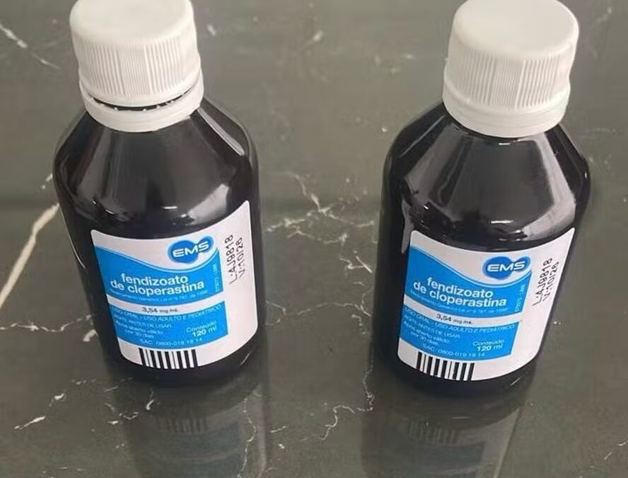 Homem é flagrado tentando entrar em presídio com cocaína escondida em xarope para tosse Presídio Joaquim Ferreira de Souza, no Rio de Janeiro