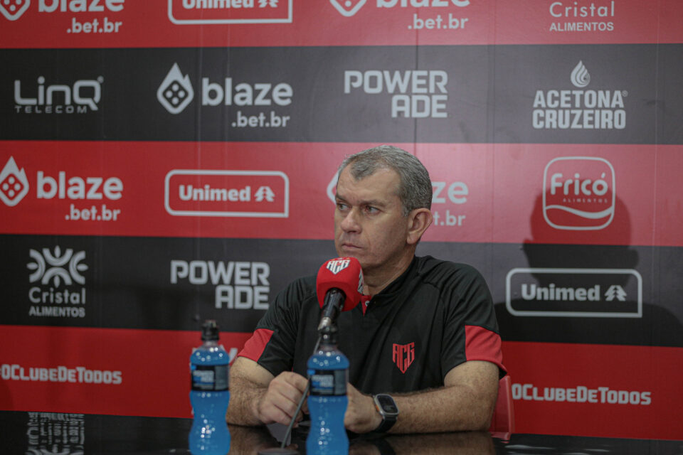 Tencati valoriza melhora de desempenho da equipe, mas Atlético segue sem vencer