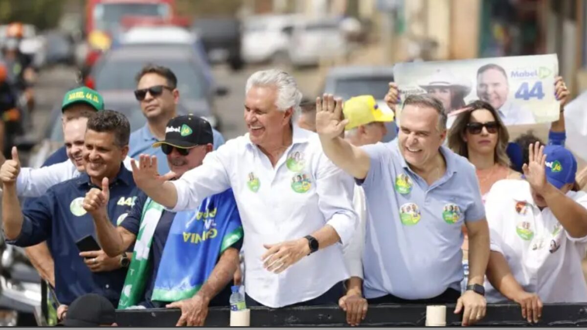 Caiado e Mabel em carreata nas eleições de 2024