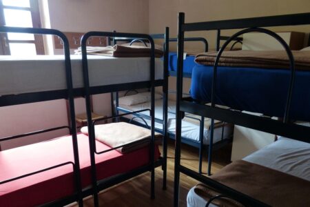 Plataforma de viagem é condenada por hospedagem diferente do contratado